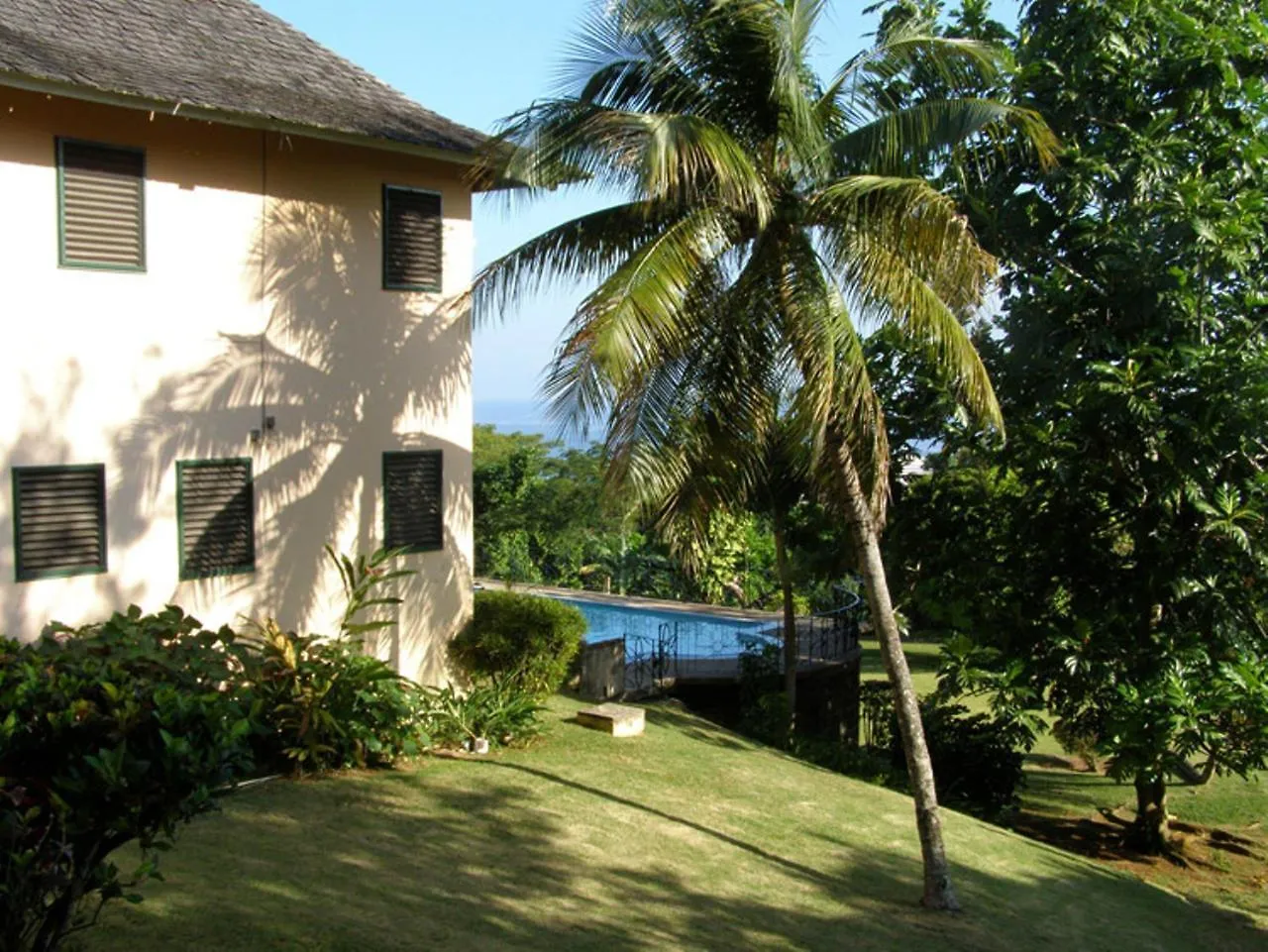 Villa Dianna - Entire Villa, Roof Terrace, Pool, Garden, Sea Views Near Dunn'S River Ocho Rios Jamaica